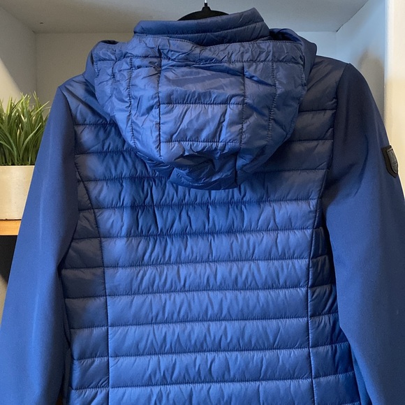 Atelier Noir (Rudsak) jacket w hood. Size small. Navy blue. Pristine condition. - Picture 12 of 13
